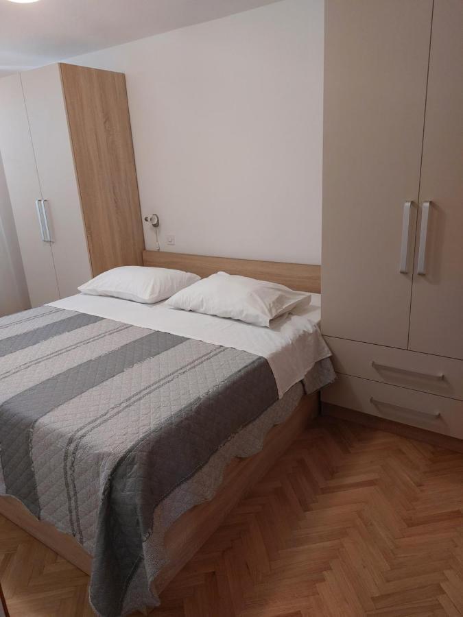 Apartments Mlacovic 라브 외부 사진