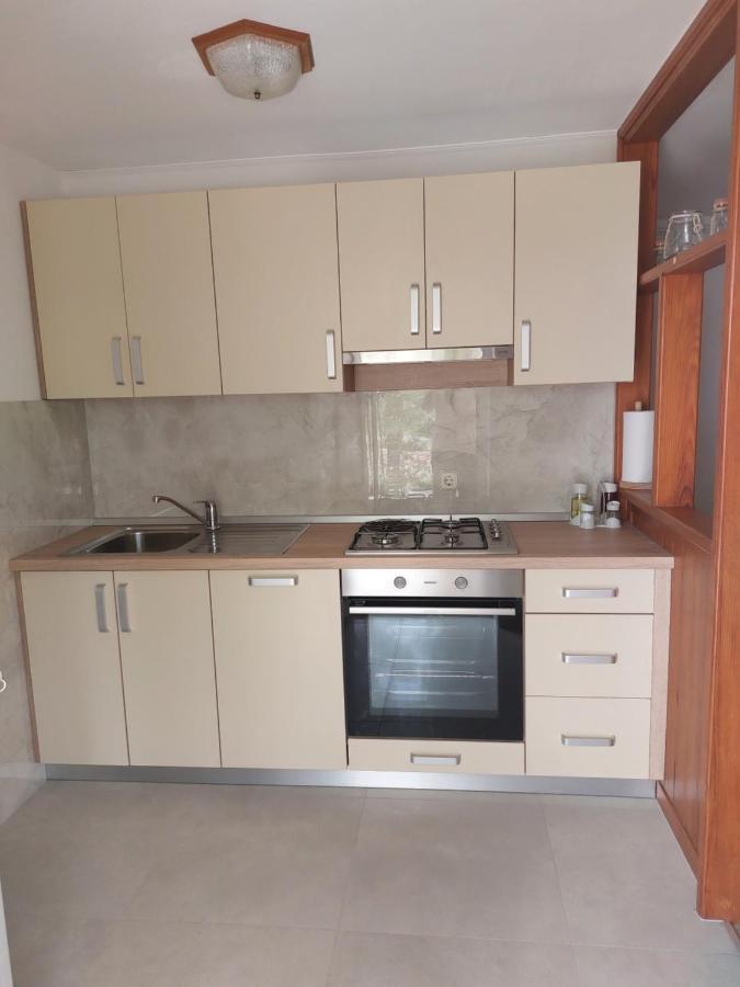 Apartments Mlacovic 라브 외부 사진