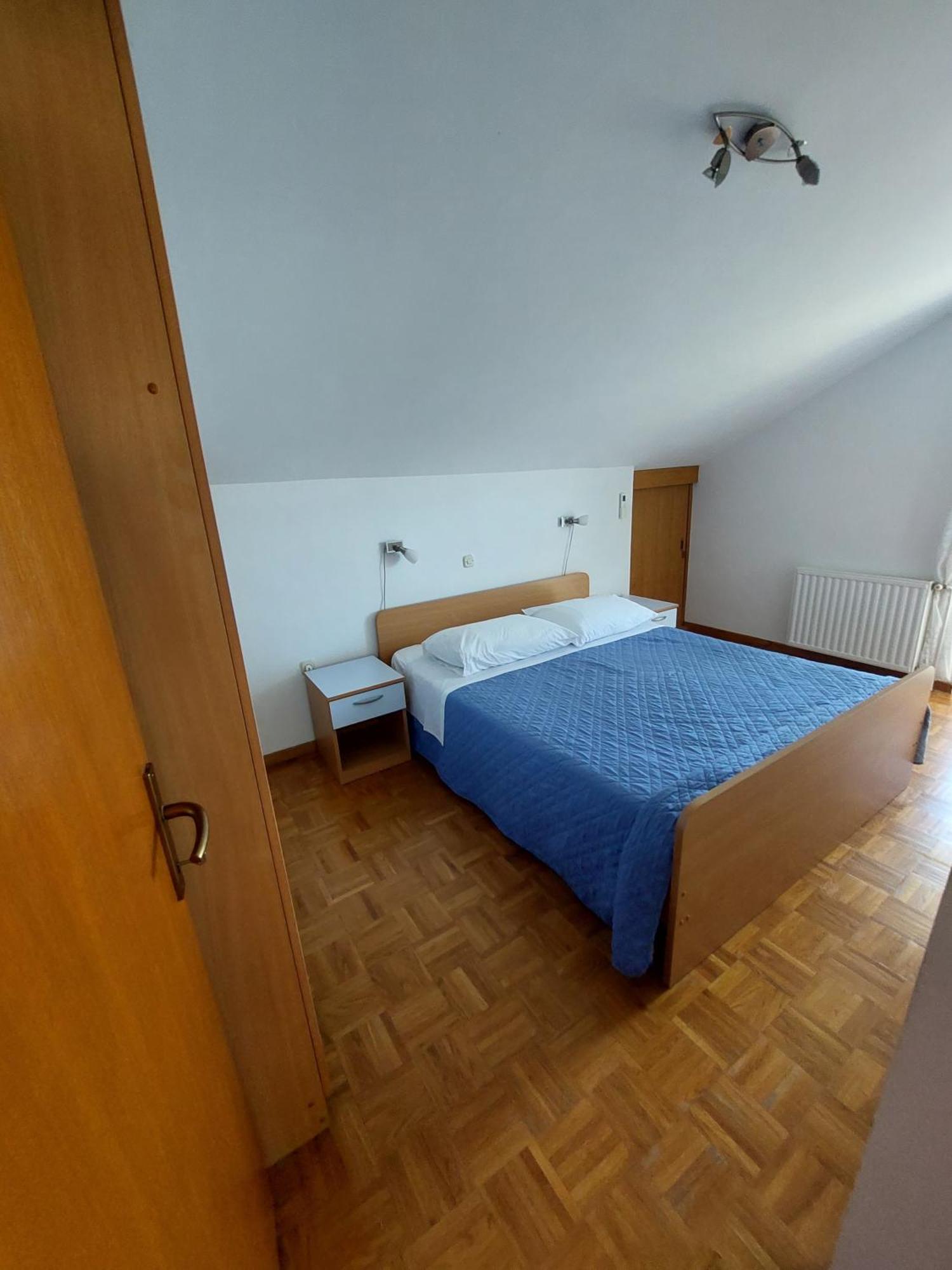 Apartments Mlacovic 라브 외부 사진